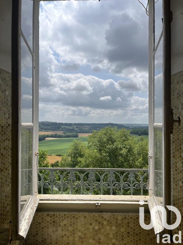 Maison - 530 m² - 15 pièces