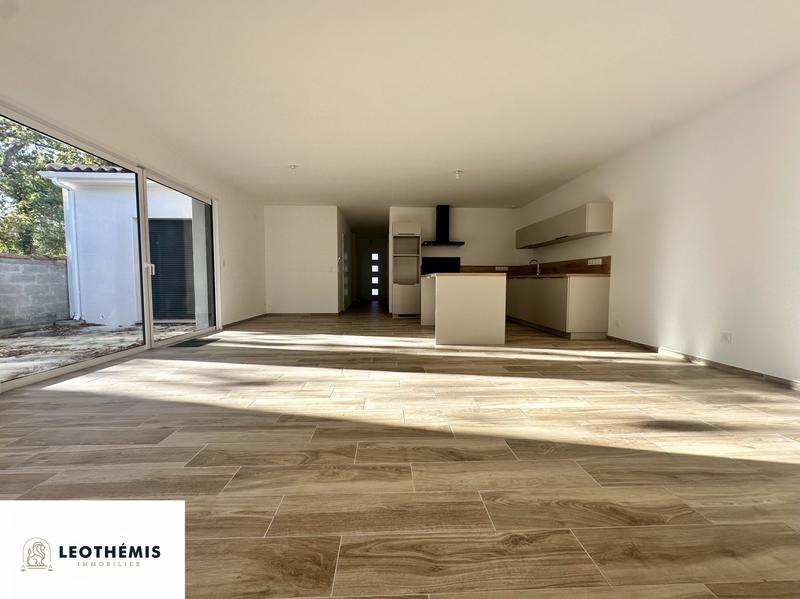 Maison - 109 m² - 4 pièces