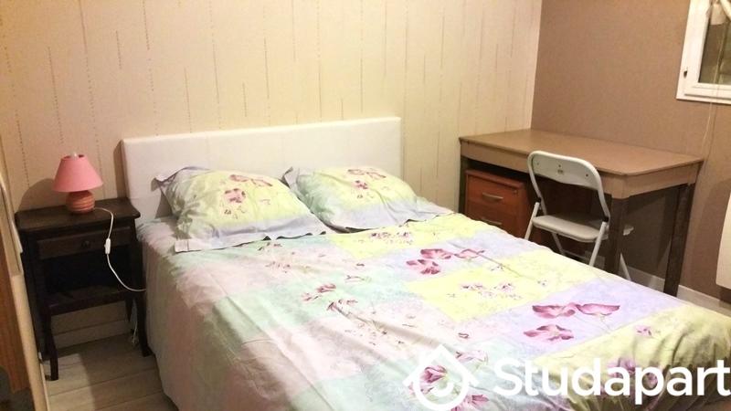 Chambre - 9 m² - 1 pièce