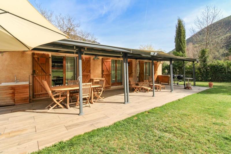 Maison - 93 m² - 3 pièces