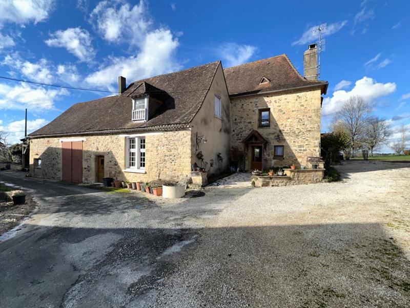 Maison - 153 m² - 4 pièces