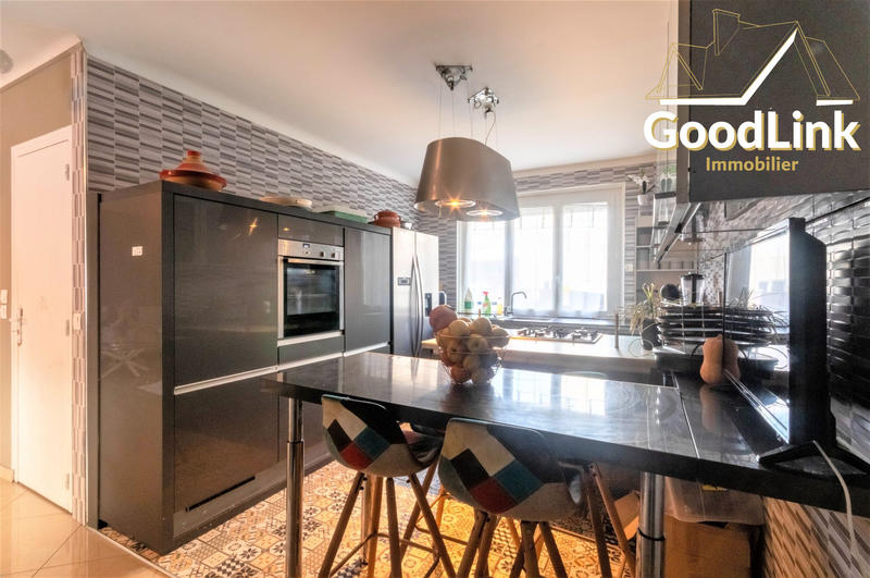 Maison ancienne - 140 m² - 7 pièces