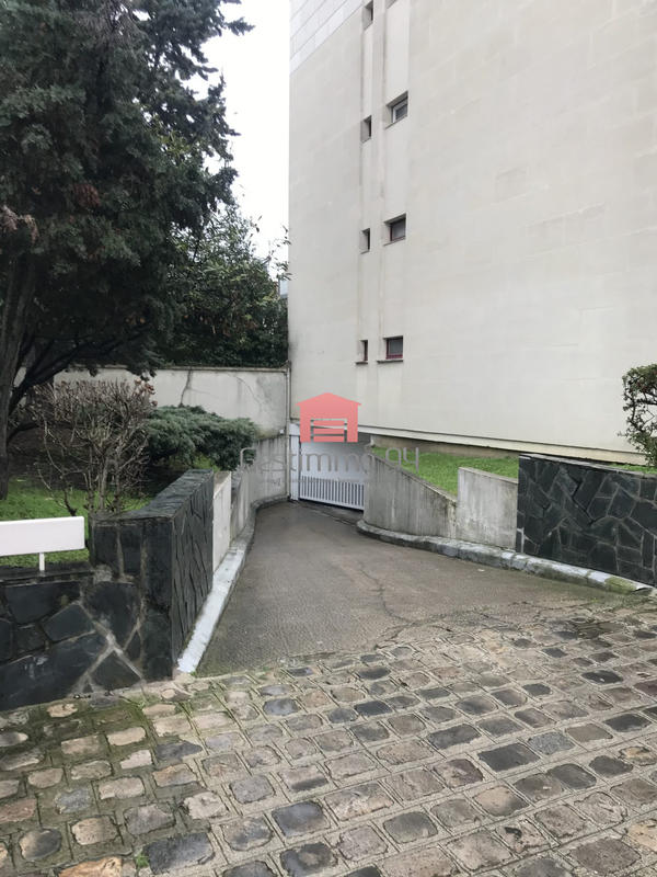 Parking / Garage - 18 m²