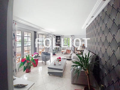 Maison - 156 m² - 7 pièces