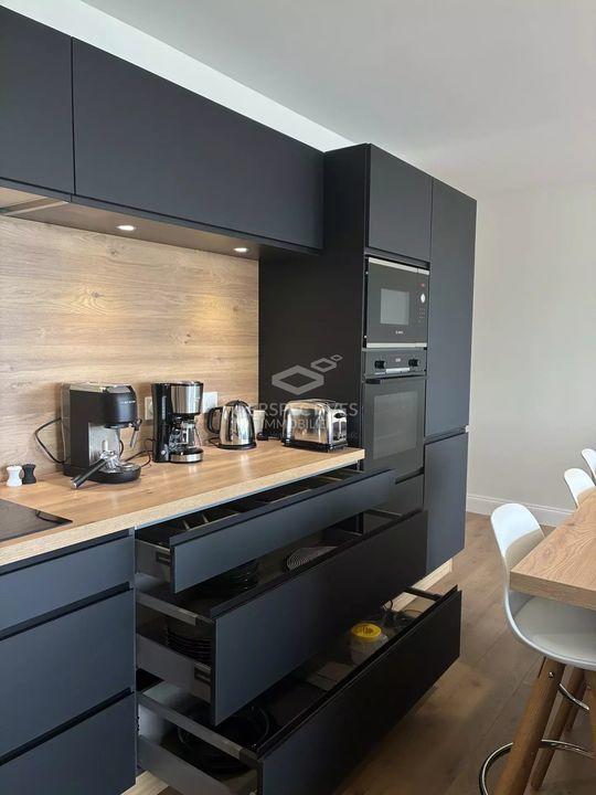 Appartement - 103 m² - 5 pièces