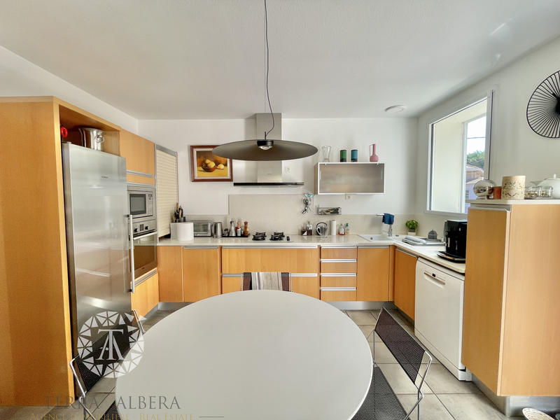 Villa - 148 m² - 5 pièces