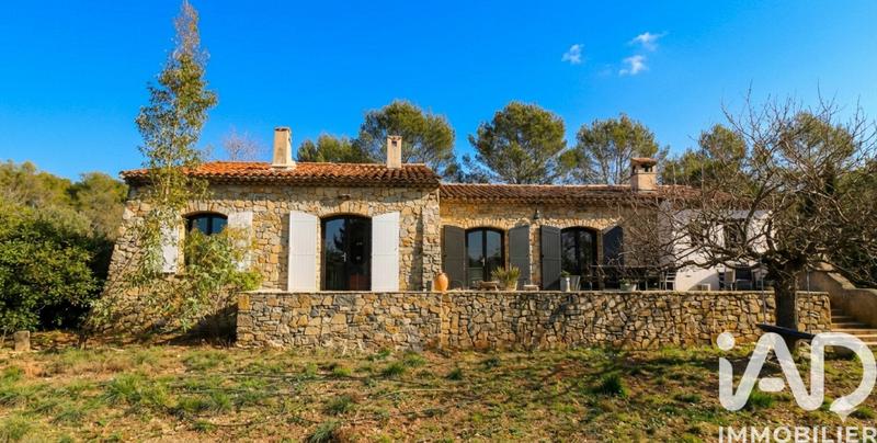 Maison - 114 m² - 4 pièces