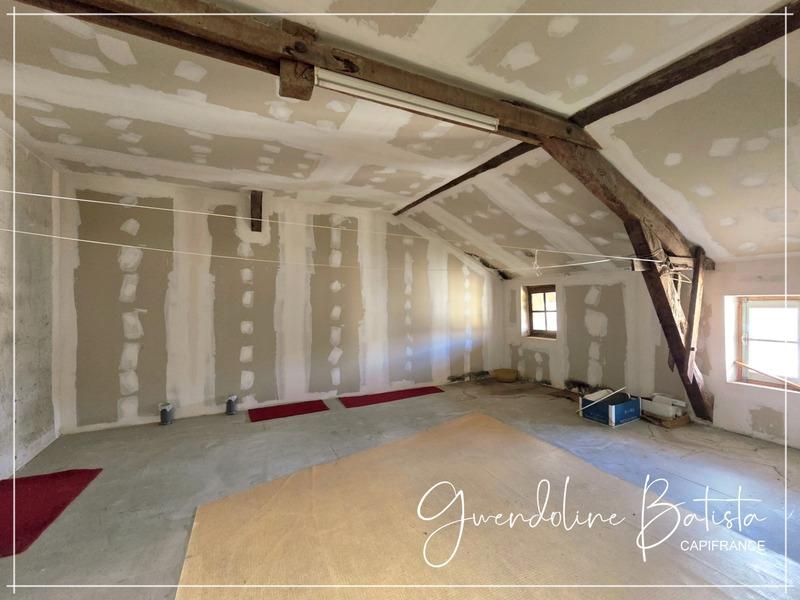 Maison de village - 110 m² - 4 pièces