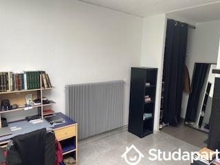 Chambre - 9 m² - 1 pièce