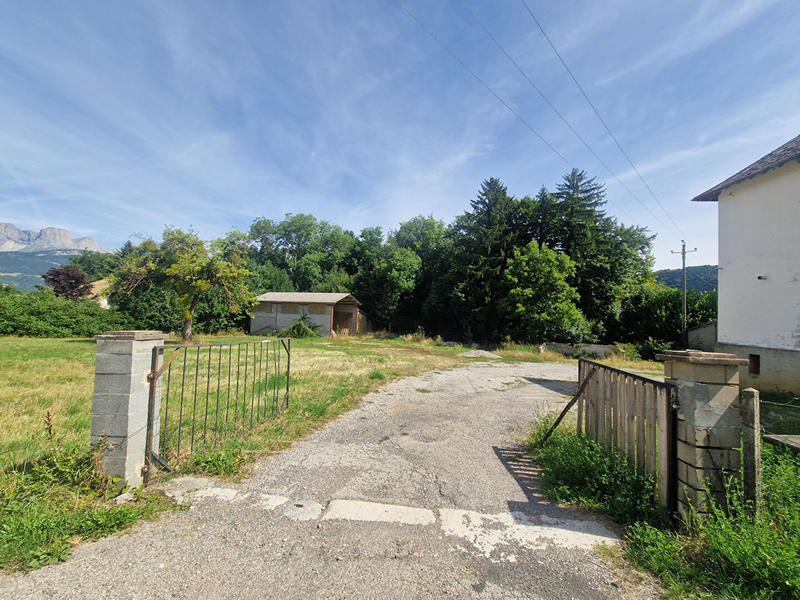 Maison - 250 m² - 10 pièces