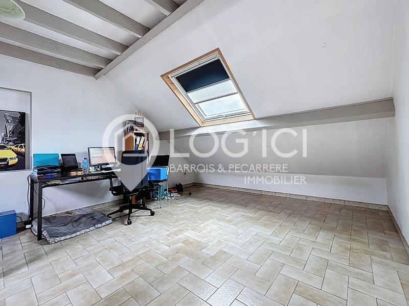 Maison - 180 m² - 7 pièces