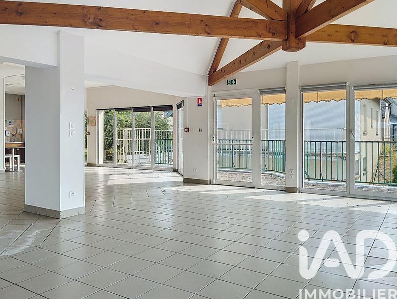 Immeuble - 2 900 m² - 90 pièces