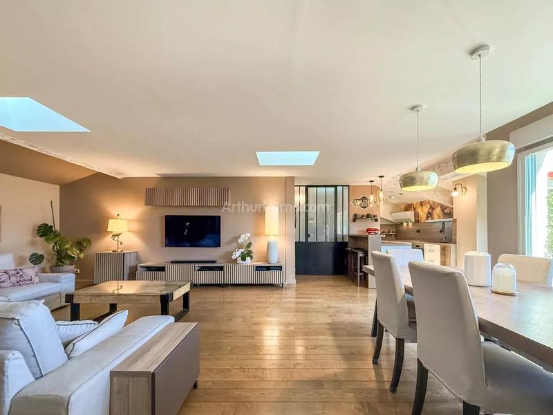 Appartement - 123 m² - 5 pièces