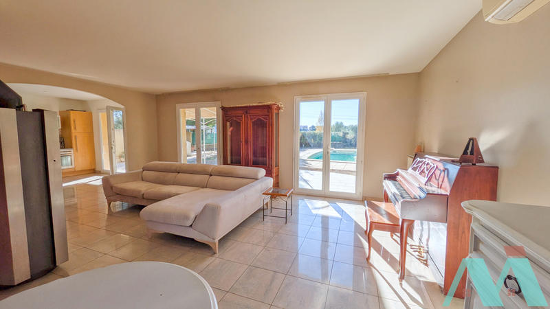 Maison - 162 m² - 6 pièces