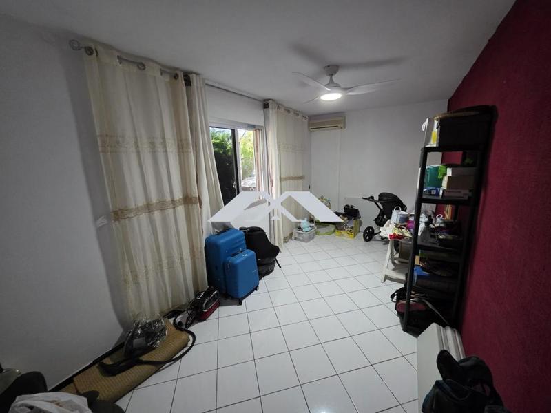 Villa - 200 m² - 9 pièces