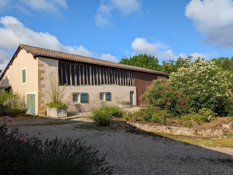 Propriété - 554 m² - 15 pièces