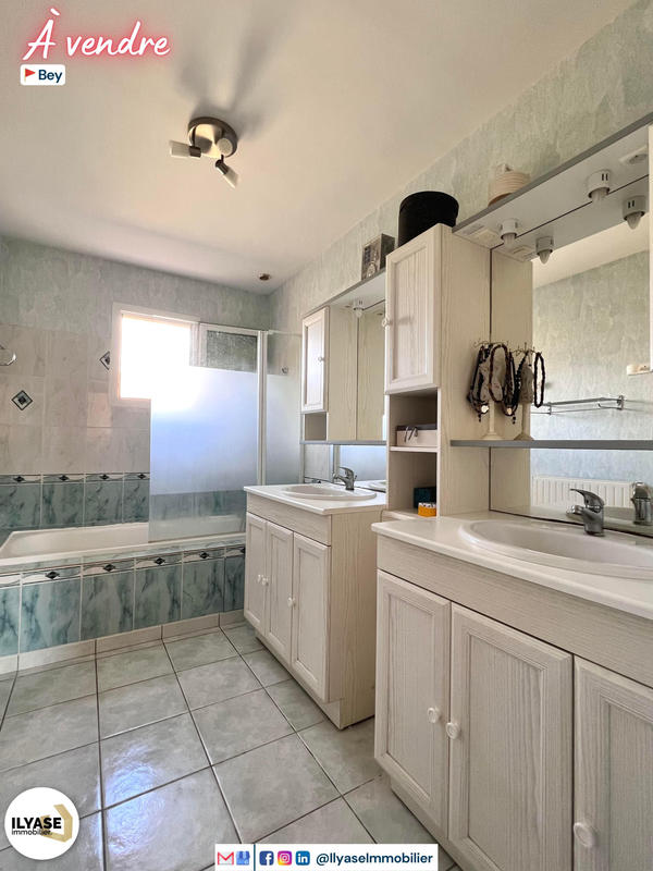 Maison - 120 m² - 5 pièces