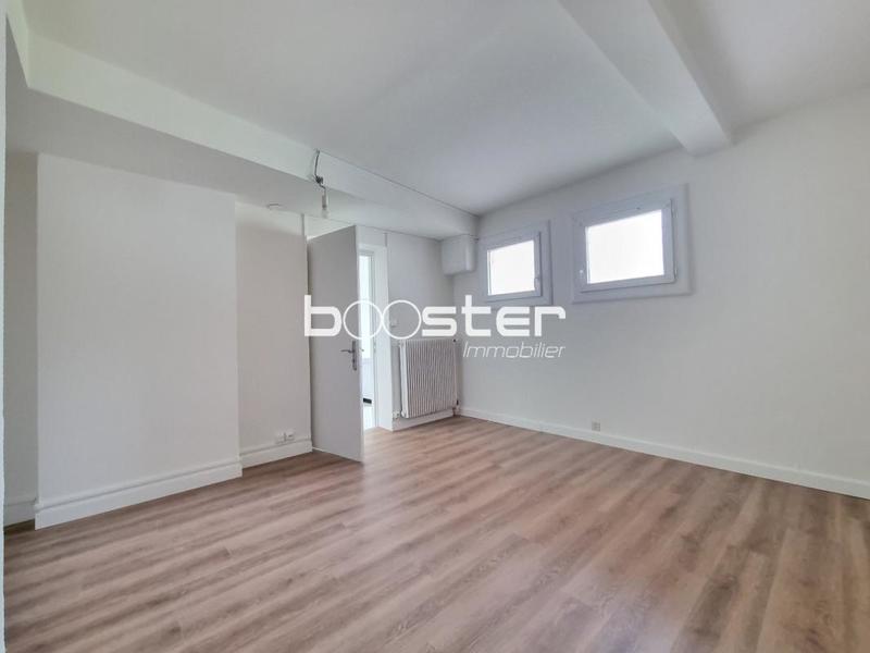 Appartement ancien - 74 m² - 4 pièces