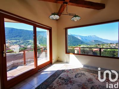 Maison - 152 m² - 6 pièces