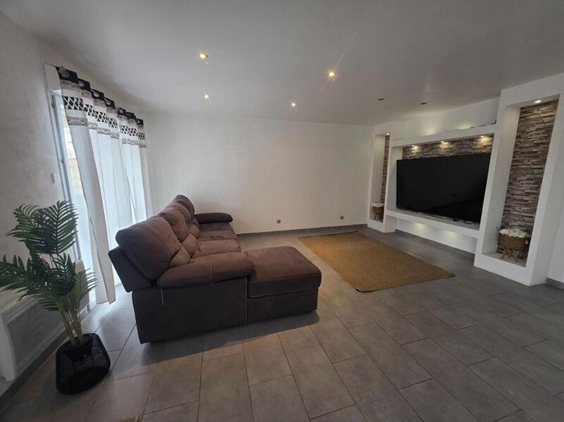 Maison - 100 m² - 5 pièces