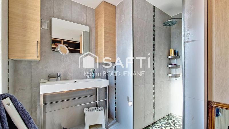 Maison - 95 m² - 4 pièces