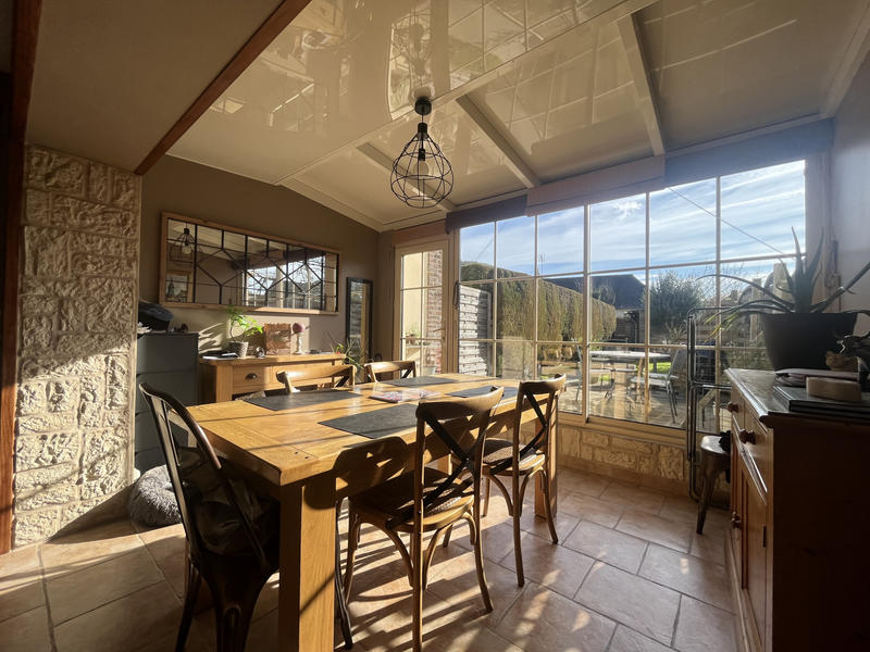 Maison - 90 m² - 4 pièces