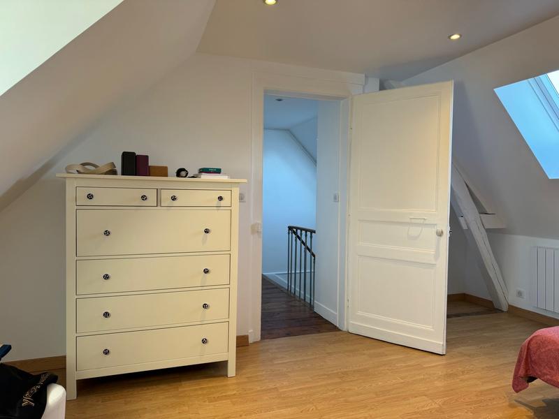 Maison - 195 m² - 9 pièces