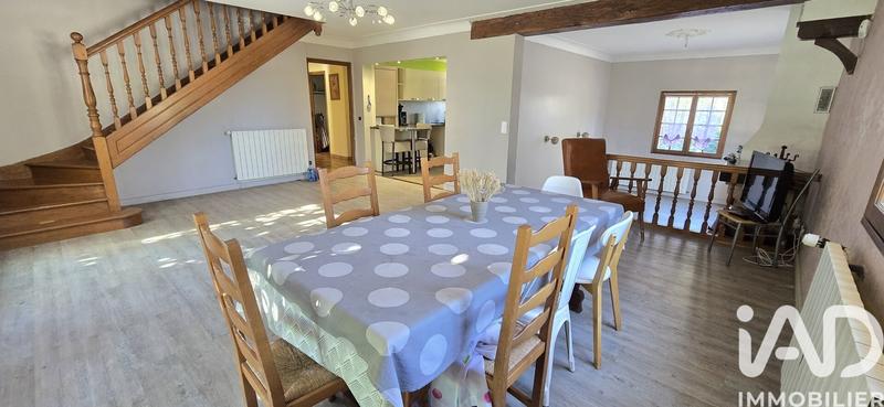 Maison - 200 m² - 6 pièces