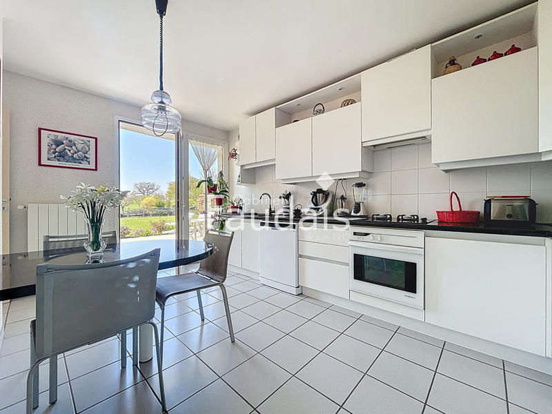 Maison - 171 m² - 6 pièces