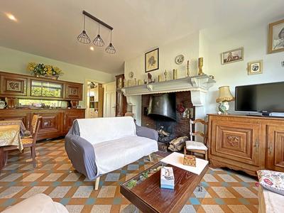 Maison ancienne - 221 m² - 8 pièces