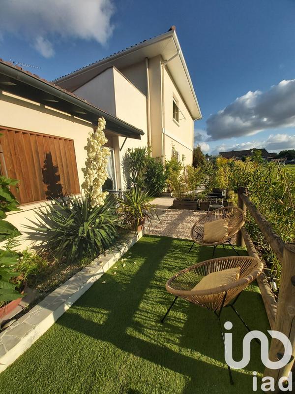 Maison - 400 m² - 8 pièces