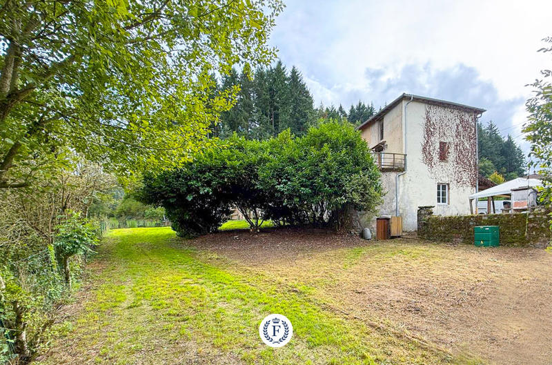 Maison - 224 m² - 8 pièces