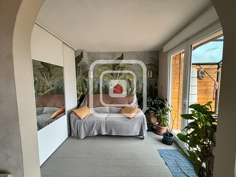 Maison - 93 m² - 5 pièces