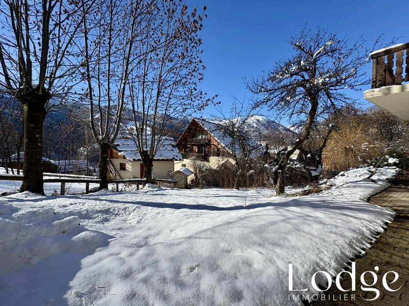 Appartement - 85 m² - 4 pièces