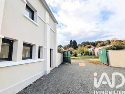 Maison - 87 m² - 4 pièces