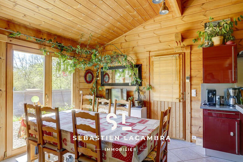 Maison - 138 m² - 5 pièces