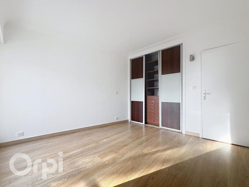 Appartement - 76 m² - 3 pièces