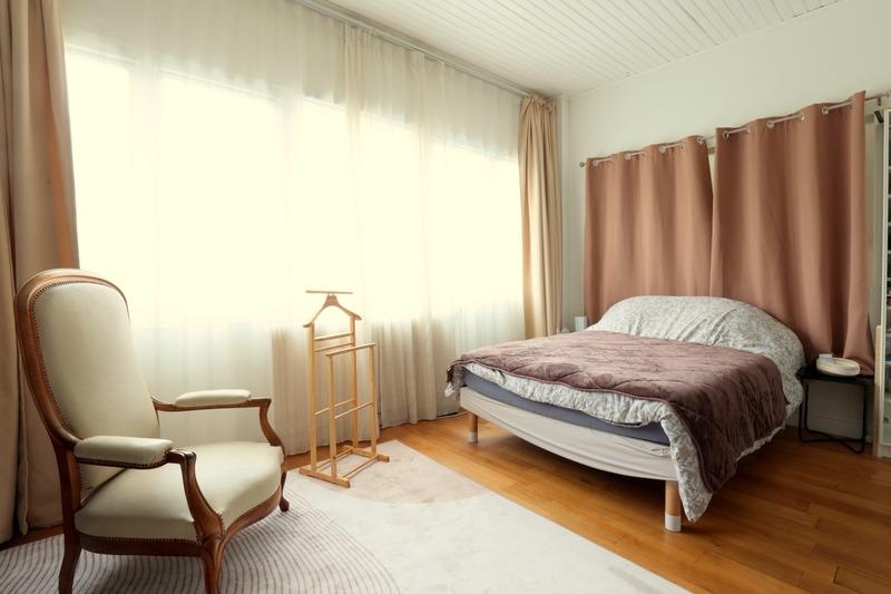 Maison - 320 m² - 11 pièces