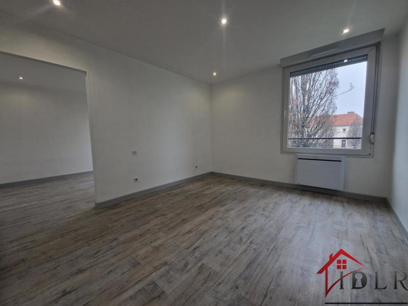 Appartement - 102 m² - 6 pièces