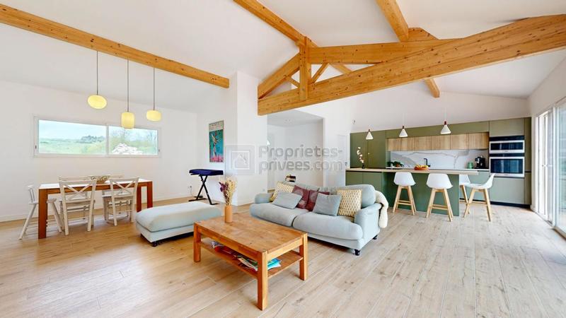 Maison - 150 m² - 5 pièces