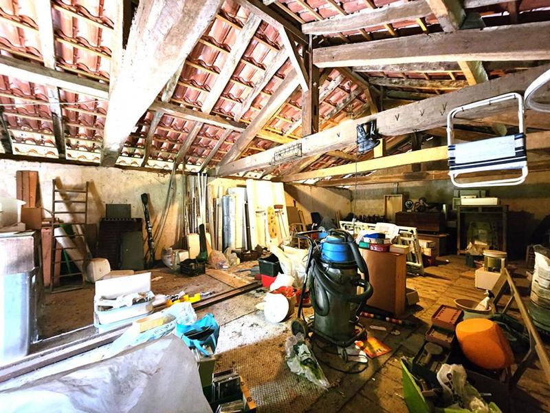 Maison - 150 m² - 2 pièces