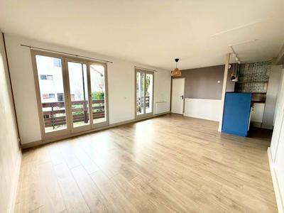 Appartement - 120 m² - 5 pièces