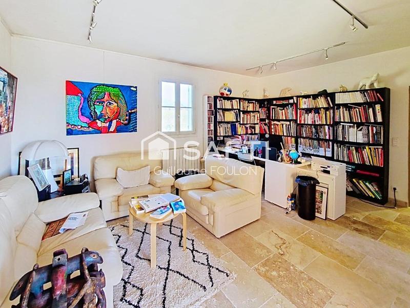 Maison - 240 m² - 10 pièces