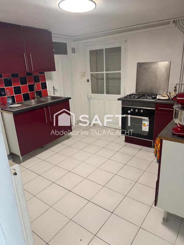 Maison - 181 m² - 7 pièces