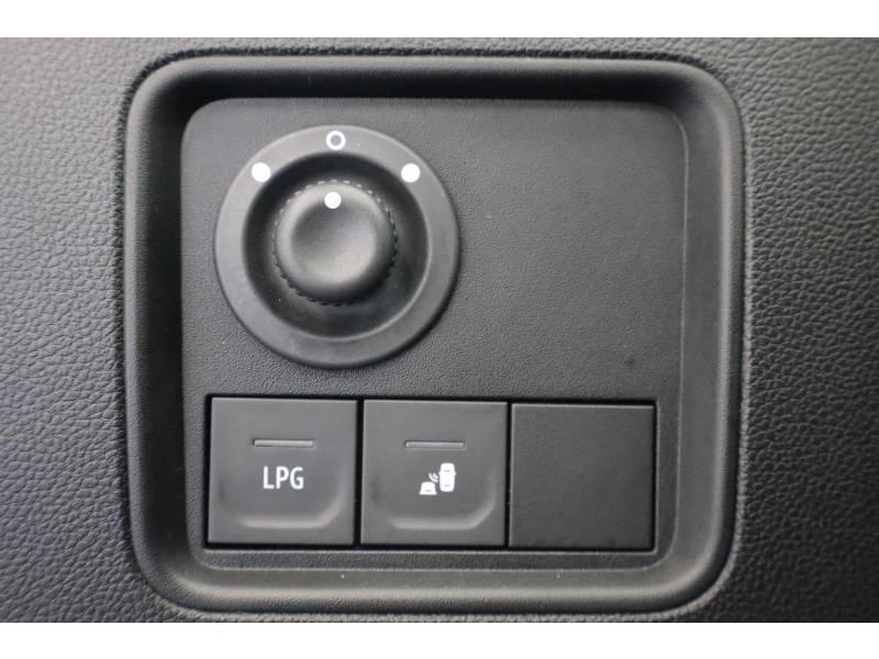 Dacia Duster Eco-G 100 4x2 Prestige +