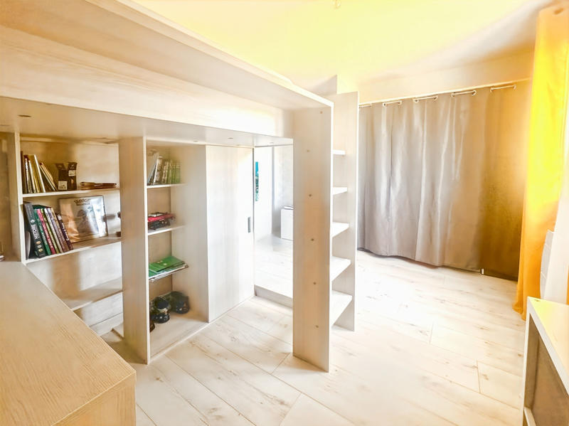 Maison - 114 m² - 6 pièces