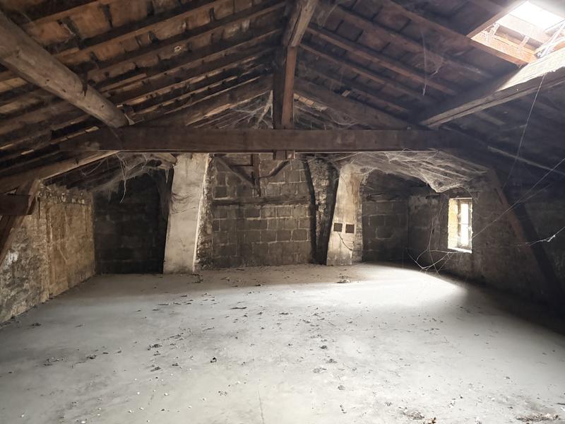 Appartement - 57 m² - 1 pièce