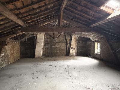 Appartement - 57 m² - 1 pièce