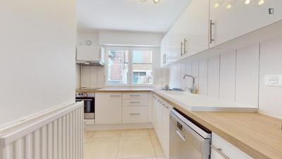 Chambre - 12 m² - 6 pièces