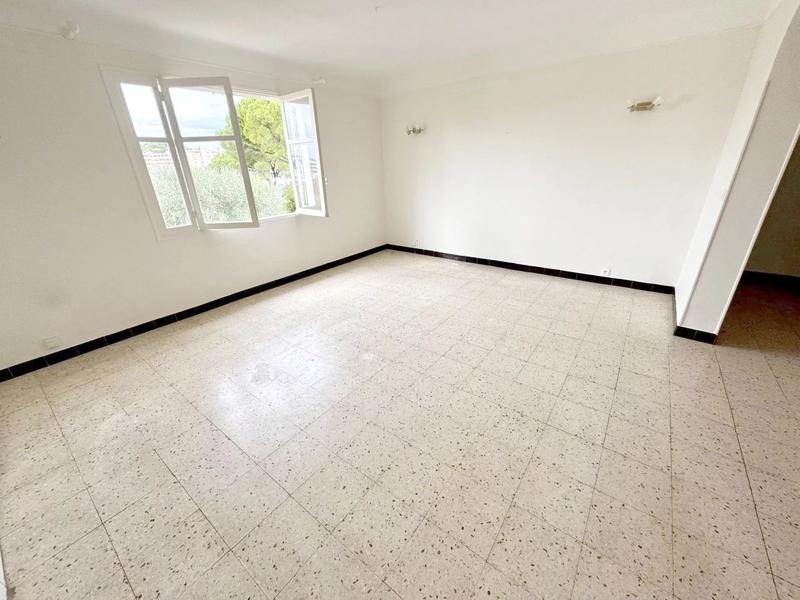 Maison - 173 m² - 7 pièces